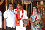 Filename=kalyanramwed77-01.jpg
Filesize=115KiB
Dimensions=677x450
Date added=Apr 03, 2014 kalyanramwed77-01.jpg