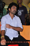 Filename=Kalyanram_Radiomirchi_015.jpg
Filesize=285KiB
Dimensions=800x1204
Date added=Apr 03, 2014 Kalyanram_Radiomirchi_015.jpg