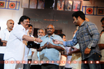Filename=MaryadaRamanna_Audio_128.jpg
Filesize=98KiB
Dimensions=800x531
Date added=Apr 03, 2014 MaryadaRamanna_Audio_128.jpg