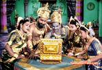 Filename=Mayabazar_017.jpg
Filesize=195KiB
Dimensions=800x552
Date added=Apr 03, 2014 Mayabazar_017.jpg