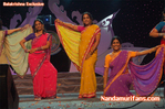 Filename=NBK_MomsDance_27-01.jpg
Filesize=92KiB
Dimensions=677x450
Date added=Apr 03, 2014 NBK_MomsDance_27-01.jpg