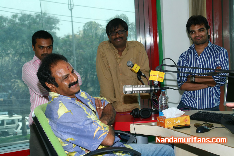 Balayya_RadioMirchi_27.jpg