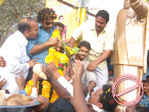 Filename=NTRSTATUE_20.JPG
Filesize=95KiB
Dimensions=667x500
Date added=Apr 03, 2014 NTRSTATUE_20.JPG