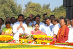 Filename=NTRVardhanthi2013_066.jpg
Filesize=279KiB
Dimensions=1000x671
Date added=Apr 03, 2014 NTRVardhanthi2013_066.jpg