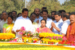 Filename=NTRVardhanthi2013_068.jpg
Filesize=298KiB
Dimensions=1000x671
Date added=Apr 03, 2014 NTRVardhanthi2013_068.jpg