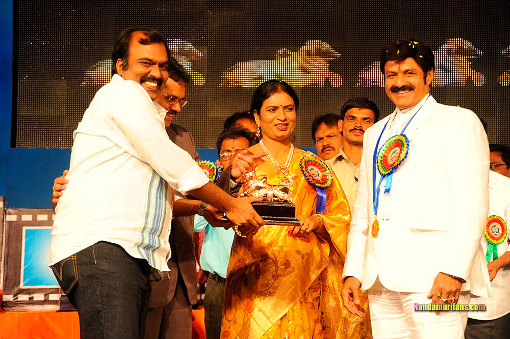 Nandi-200910-001.jpg