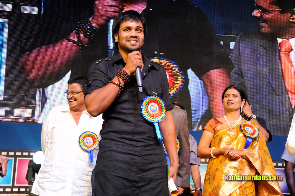 Nandi-200910-031.jpg
