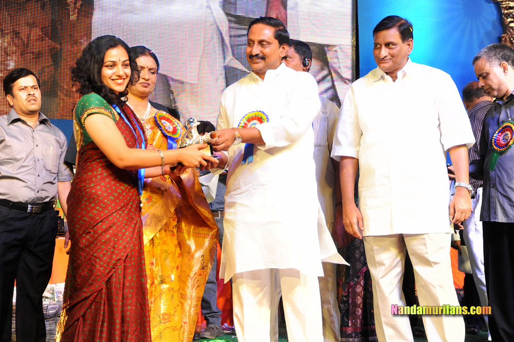 Nandi-200910-035.jpg
