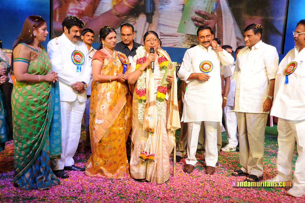 Nandi-200910-092.jpg