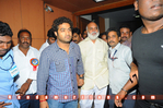 Filename=Oosaravelli_Audio_197.jpg
Filesize=155KiB
Dimensions=800x532
Date added=Apr 03, 2014 Oosaravelli_Audio_197.jpg