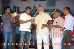 Filename=Oosaravelli_Audio_230.jpg
Filesize=137KiB
Dimensions=800x532
Date added=Apr 03, 2014 Oosaravelli_Audio_230.jpg
