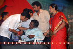 Filename=Pvc_Audio_318.jpg
Filesize=153KiB
Dimensions=800x537
Date added=Apr 04, 2014 Pvc_Audio_318.jpg