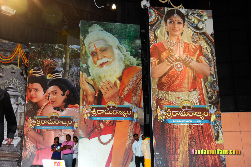 SriRamarajyam_50Days_358.jpg