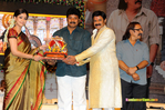 Filename=SriRamarajyam_50Days_050.jpg
Filesize=253KiB
Dimensions=1000x666
Date added=Apr 04, 2014 SriRamarajyam_50Days_050.jpg