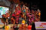 Filename=SriRamarajyam_50Days_239.jpg
Filesize=287KiB
Dimensions=1000x666
Date added=Apr 04, 2014 SriRamarajyam_50Days_239.jpg