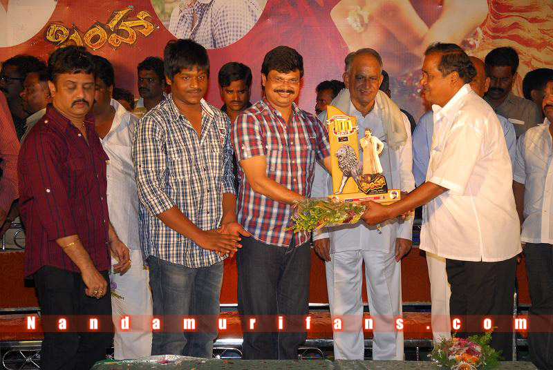 Simha_200days_018.jpg