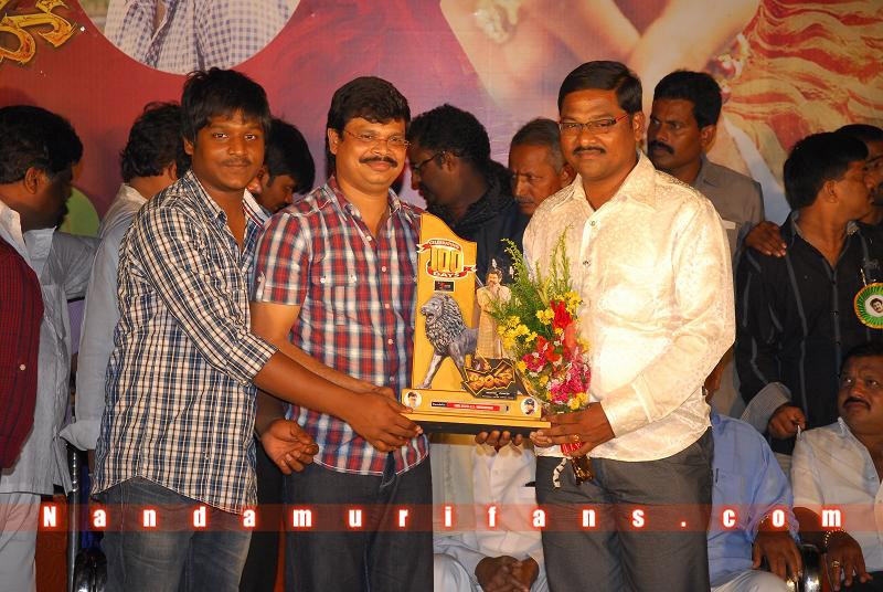 Simha_200days_023.jpg