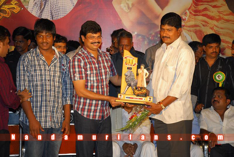 Simha_200days_034.jpg