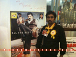Filename=Simha_Aus_026.jpg
Filesize=163KiB
Dimensions=800x600
Date added=Apr 04, 2014 Simha_Aus_026.jpg
