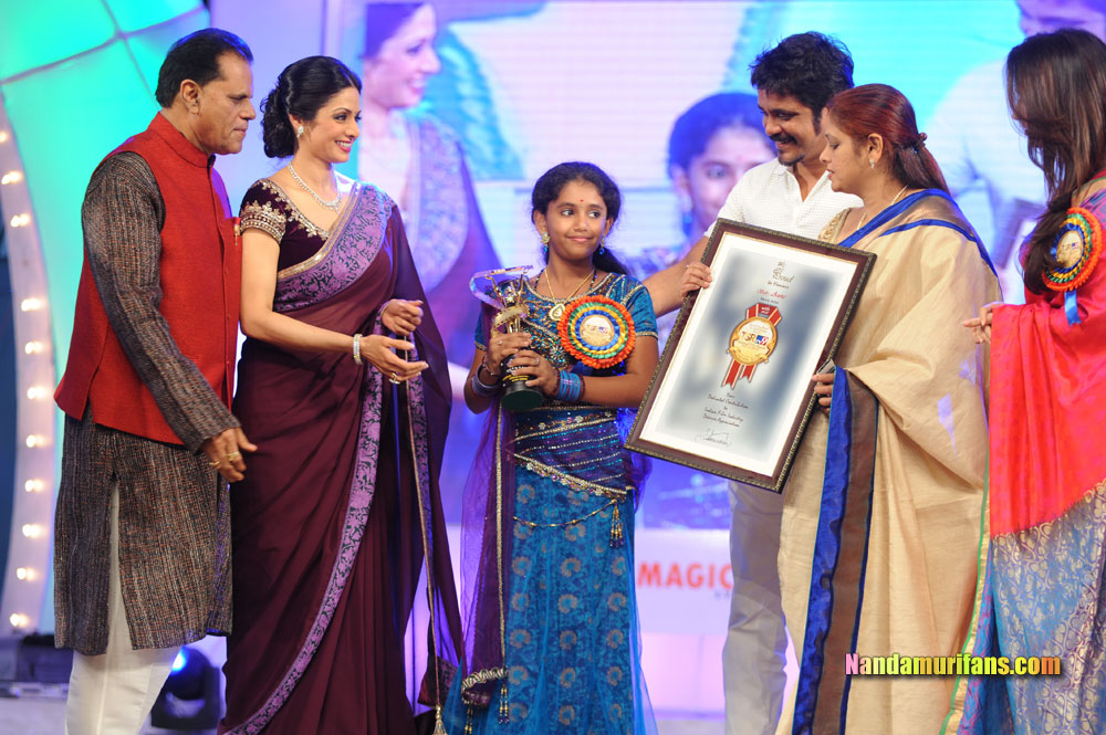 TSR_TV9_2011_143.jpg