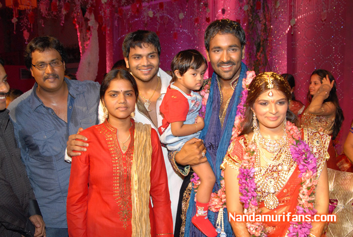 Vishnu-engagement-029.jpg