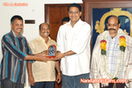 Filename=yd_100_001.jpg
Filesize=107KiB
Dimensions=700x467
Date added=Apr 03, 2014 yd_100_001.jpg