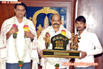 Filename=yd_100_003.jpg
Filesize=125KiB
Dimensions=700x467
Date added=Apr 03, 2014 yd_100_003.jpg